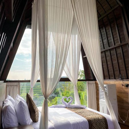 Tori Klumpu, 3 Bedroom Artistic Villa, Dual Views Near Ubud 바둥 외부 사진